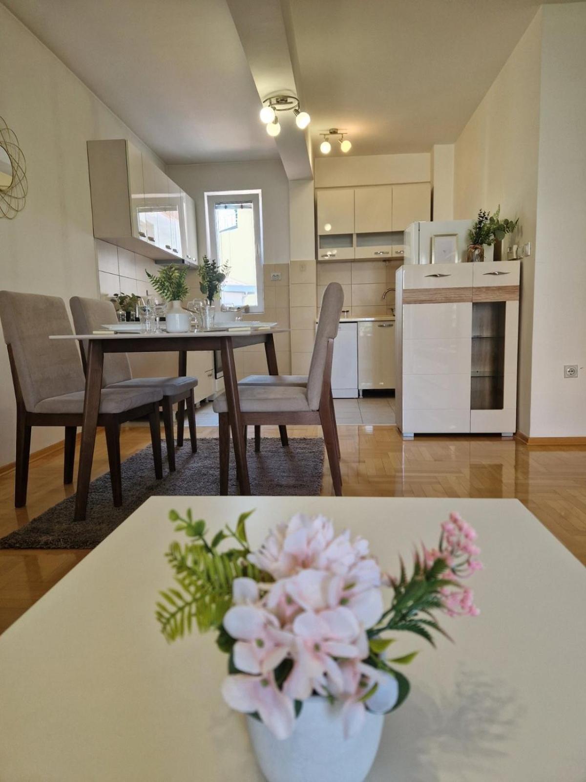 Kamche Lux Apartment Üsküp Dış mekan fotoğraf